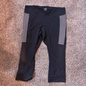 Champion C9 black and gray cropped leggings
